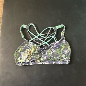 Lululemon free to be wild bra